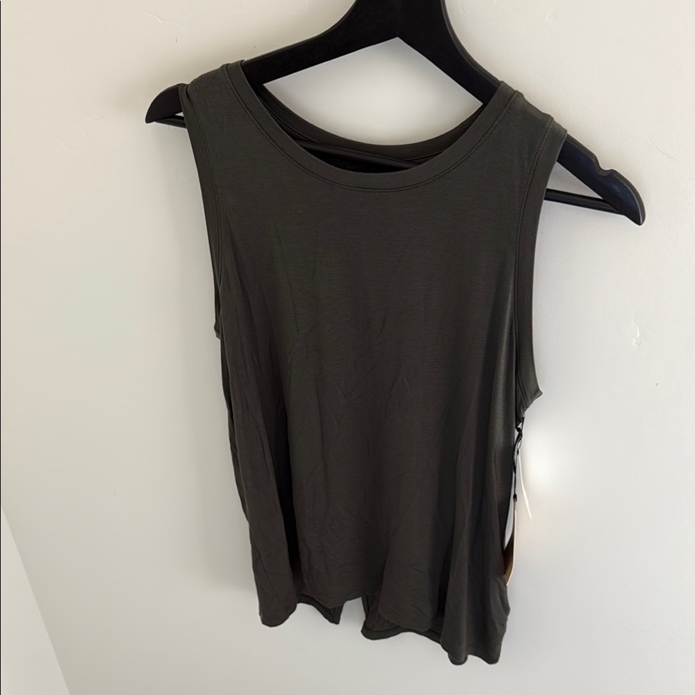 Halogen Dark Gray Muscle Tee